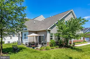 2 Tucker Way, Pennington, NJ 08534 - Photo 2