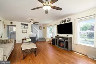 28 Bentley Ave, Hamilton Township, NJ 08619 - Photo 6