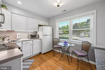 1407 Silver Court, Hamilton Township, NJ 08690 - Photo 10