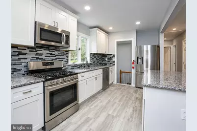 413 Paxson Avenue, Trenton, NJ 08690 - Photo 4