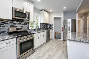 413 Paxson Ave, Trenton, NJ 08690 - Photo 4