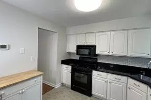 140 Wyndham Pl, Trenton, NJ 08691 - Photo 8