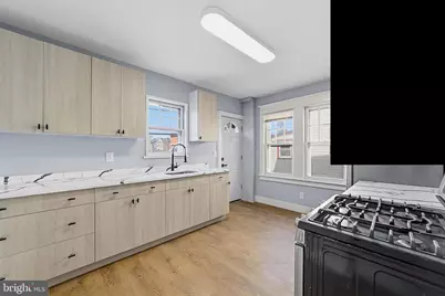 1424 Hamilton, Trenton, NJ 08629 - Photo 10