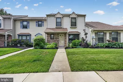 13 Ashford Court, Robbinsville Township, NJ 08691 - Photo 4
