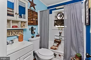205 Maddock Ave, Hamilton Township, NJ 08610 - Photo 12