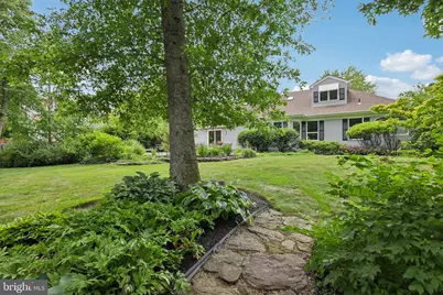 4 Hedge Row, Lawrence Township, NJ 08648 - Photo 12