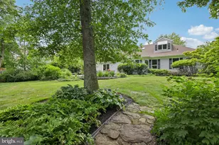 4 Hedge Row, Lawrence Township, NJ 08648 - Photo 12