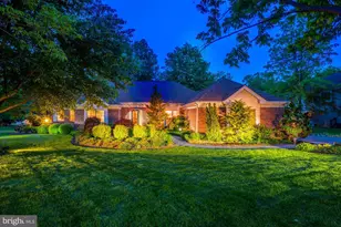 4 Hedge Row, Lawrence Township, NJ 08648 - Photo 1
