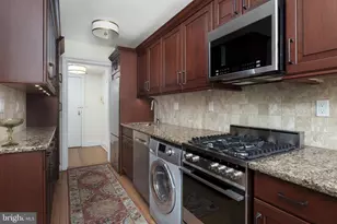 3 Palmer Sq W, Princeton, NJ 08542 - Photo 6