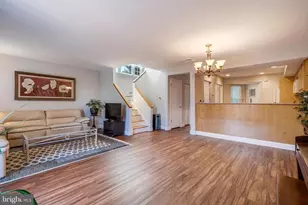 17 Fern Ct, Hamilton Township, NJ 08690 - Photo 4