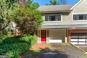 5 Castle Ln, Hopewell Township, NJ 08525 - Photo 2