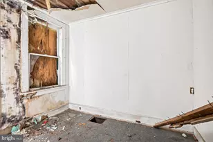 346 Walnut Ave, Trenton, NJ 08609 - Photo 10
