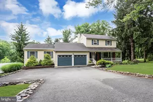 83 Hart Ave, Hopewell Township, NJ 08525 - Photo 2