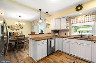30 Gary Dr, Hamilton Township, NJ 08690 - Photo 12