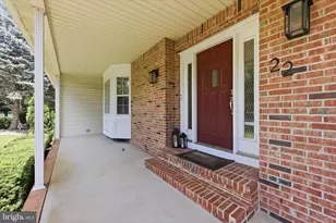 22 Cottage Pl Dr, Robbinsville, NJ 08691 - Photo 4
