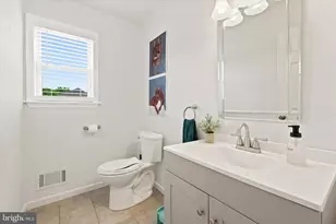 22 Cottage Pl Dr, Robbinsville, NJ 08691 - Photo 18
