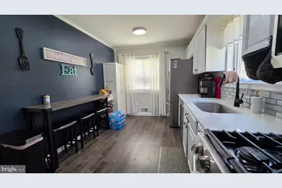 18 Peabody La, Hamilton Township, NJ 08619 - Photo 14