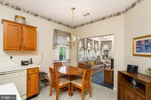 10 Hummingbird Dr, Hamilton Township, NJ 08690 - Photo 10
