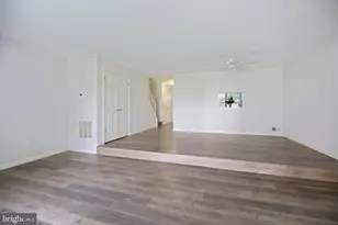 42 O'Neill Ct, Lawrenceville, NJ 08648 - Photo 4