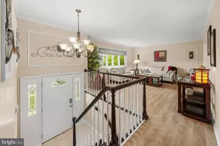 8 Dan Rd, Hamilton Township, NJ 08620 - Photo 6