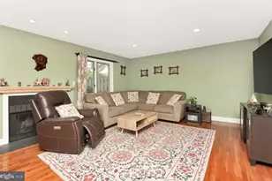 19 Exeter Ct, Princeton, NJ 08540 - Photo 6