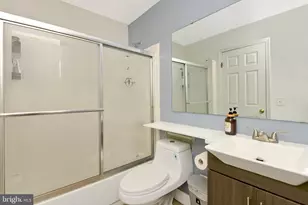 19 Exeter Ct, Princeton, NJ 08540 - Photo 18