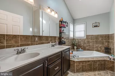 18 Loveland Court, East Windsor Township, NJ 08512 - Photo 26