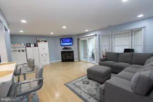 119 Acadia Ct, Princeton, NJ 08540 - Photo 4