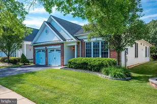 64 Aristotle Way, East Windsor Township, NJ 08512 - Photo 2