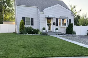 8 Runyon Dr, Hamilton Township, NJ 08610 - Photo 1