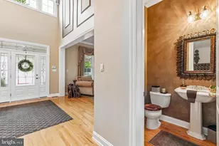 1131 Lake Dr E, Robbinsville, NJ 08691 - Photo 6