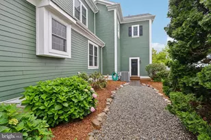 1131 Lake Dr E, Robbinsville, NJ 08691 - Photo 70