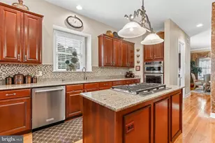 1131 Lake Dr E, Robbinsville, NJ 08691 - Photo 20