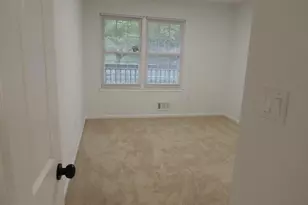 13 Heritage Ct, Ewing Township, NJ 08628 - Photo 30