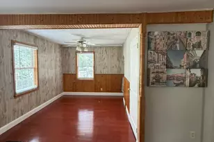 131 Summit Ave, Trenton, NJ 08628 - Photo 14
