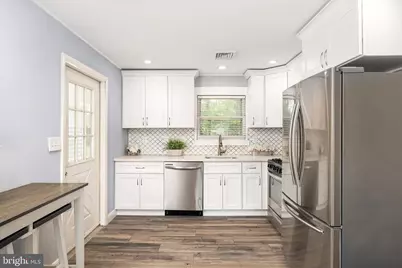 17 Shelley La, Hamilton Township, NJ 08690 - Photo 10
