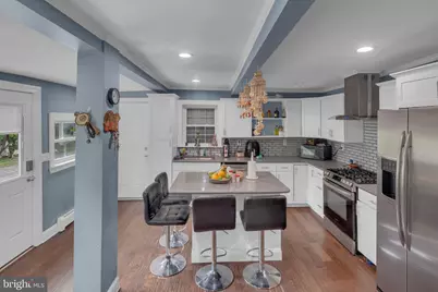 169 N Main Street, Hightstown, NJ 08520 - Photo 8