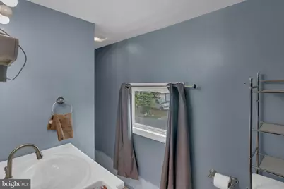 169 N Main Street, Hightstown, NJ 08520 - Photo 28