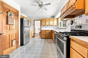 18 Rockland Rd, Ewing Township, NJ 08638 - Photo 10