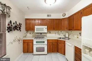 43 Devon Ct, Robbinsville, NJ 08691 - Photo 10
