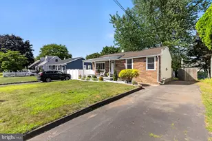214 Brookside Ave, Ewing Township, NJ 08638 - Photo 2