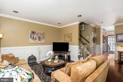 178 Burnet Crescent, Robbinsville Township, NJ 08691 - Photo 4