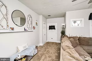 404 W Park Ave, Hamilton Township, NJ 08610 - Photo 4