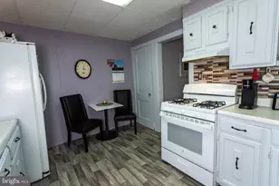 26 Columbia Ave, Trenton, NJ 08618 - Photo 6