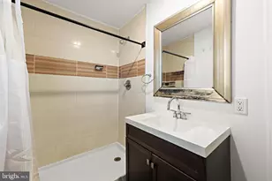 241 Roseland Ave, Lawrence Township, NJ 08648 - Photo 34