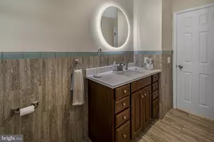 10 Smithfield Ave, Lawrence Township, NJ 08648 - Photo 22