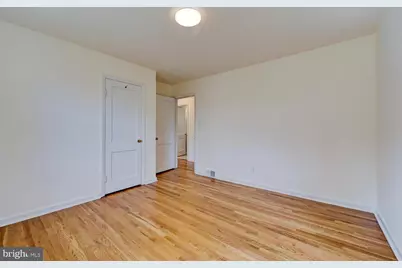 708 Nathan Hale Avenue, Trenton, NJ 08648 - Photo 14