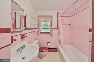 86 Ridgewood Ave, Trenton, NJ 08618 - Photo 24