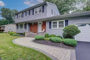 10 Cornwall Dr, Hightstown, NJ 08520 - Photo 6