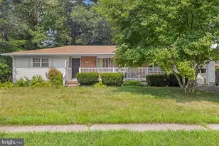 361 Shady Ln, Hamilton Township, NJ 08619 - Photo 2